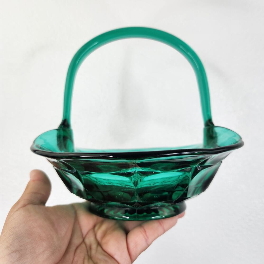 VTG TW Indiana Teal Green Hand Blown Glass Basket Home Decor Collectible